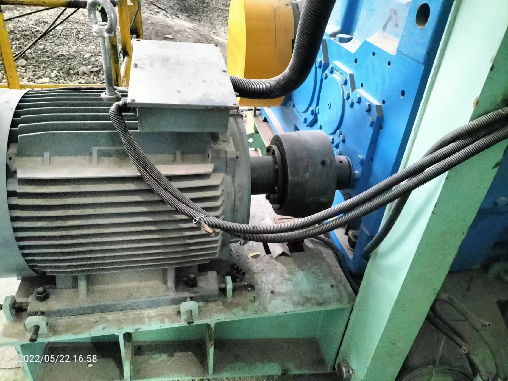 某水泥厂刮板机同步永磁联轴器